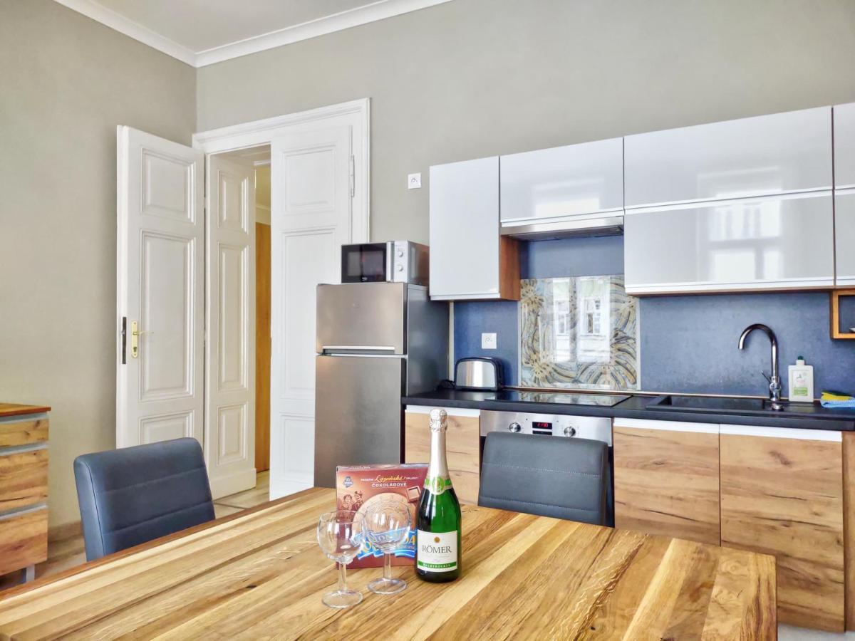 Karlsbad Family Apartment Екстер'єр фото